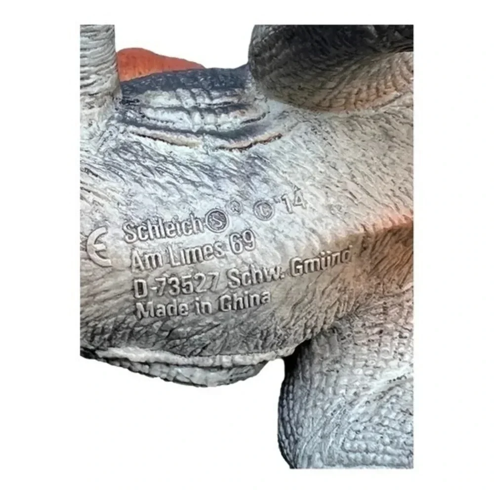 Schleich‎ spinosaurus realistic dinosaur with movable lower jaw​​